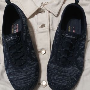 SKECHERS RELAXED FIT TENNIS